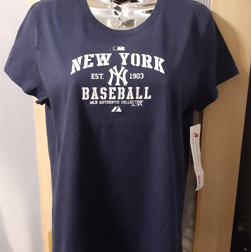 Womens Yankee T shirt